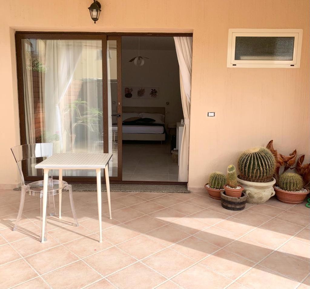 B&B Jolie Suite Villasimius Exterior photo